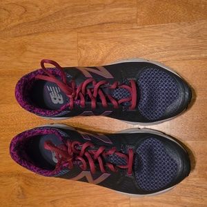 New Balance Womens Shoes Size 10
